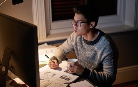 How-to-stay-motivated-when-studying-online-banner